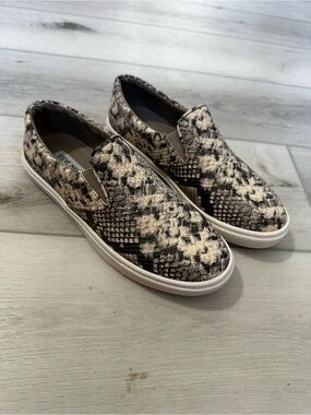Steve Madden Snake-Print Slip-On Sneakers in Black and Cream